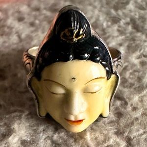 Antique
Japanese Arita Ceramic
Goddess of Beauty Button
Ring
1860's - 1930's,
